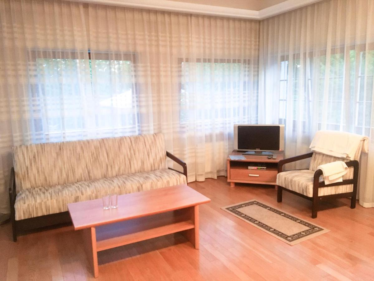 Room In Guest Room - Valensija - Large Suite Jūrkalne エクステリア 写真