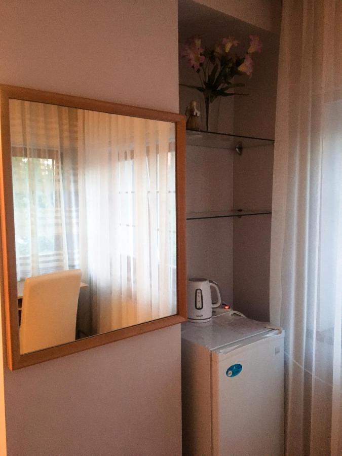 Room In Guest Room - Valensija - Large Suite Jūrkalne エクステリア 写真