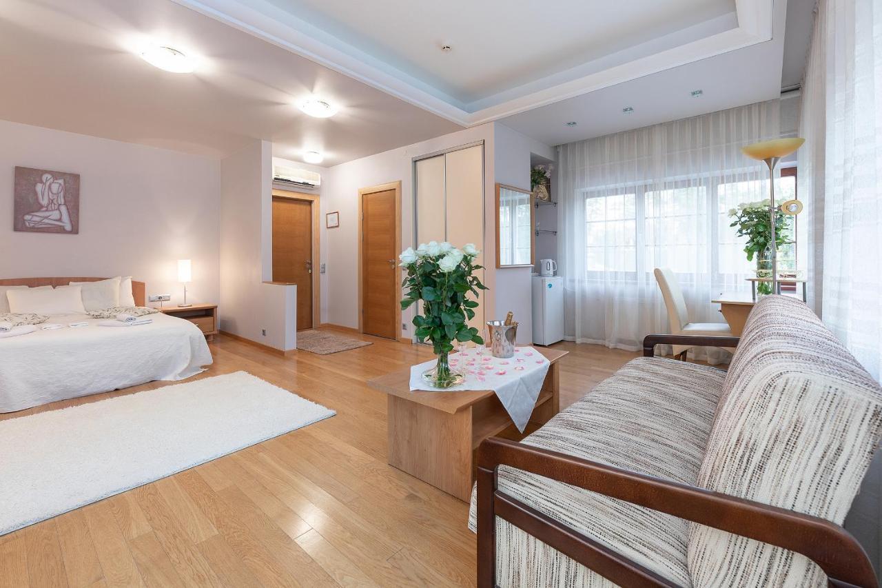 Room In Guest Room - Valensija - Large Suite Jūrkalne エクステリア 写真