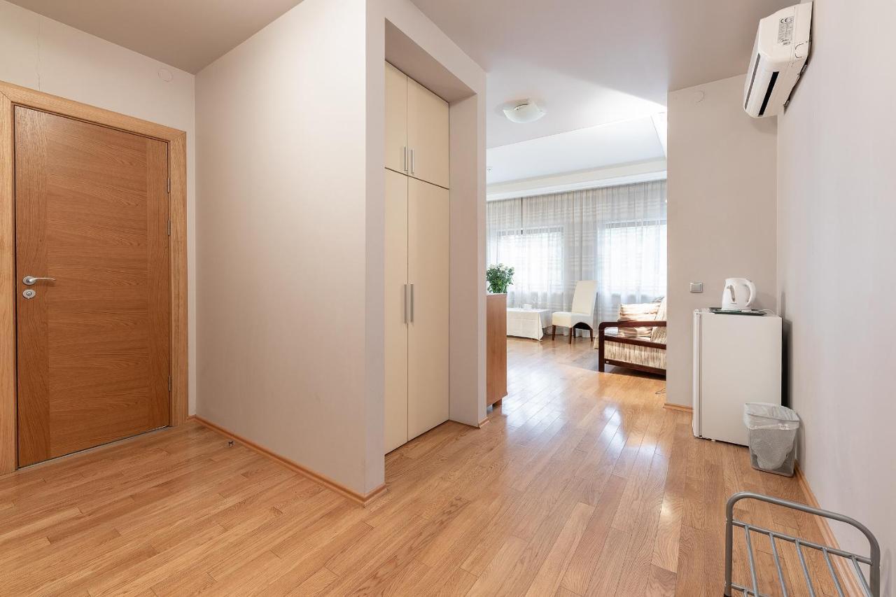 Room In Guest Room - Valensija - Large Suite Jūrkalne エクステリア 写真